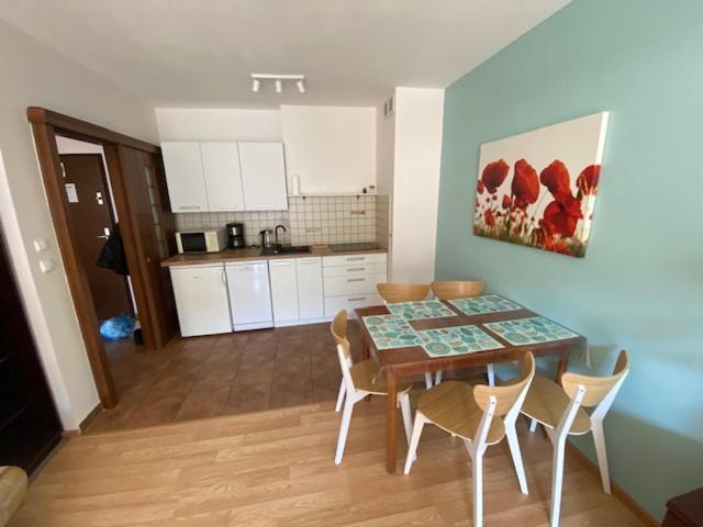 Apartamenty Maki Marea Miedzyzdroje Rom bilde